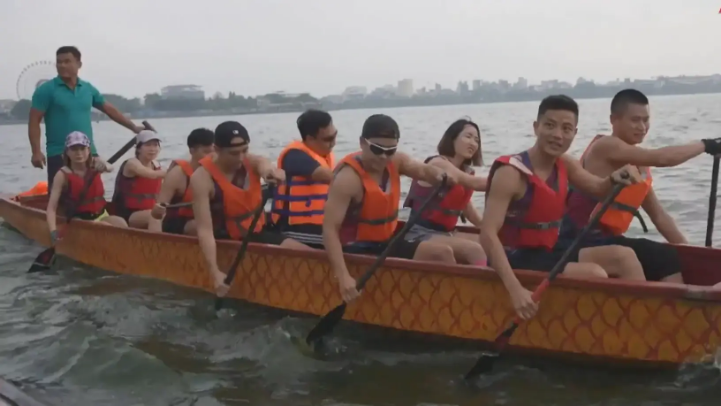 Những người đánh thức bình minh